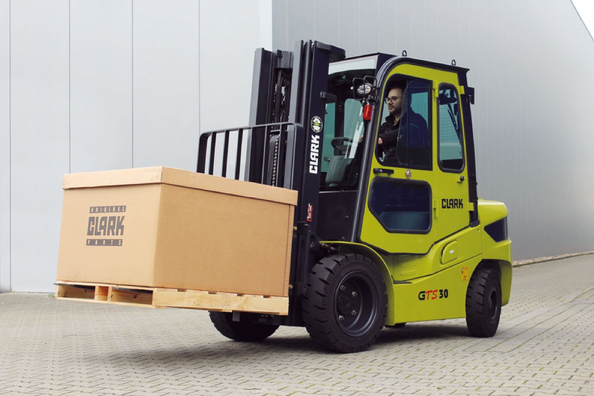 2023 Clark GTS33D Diesel Forklift for hire at PSG Plant Hire